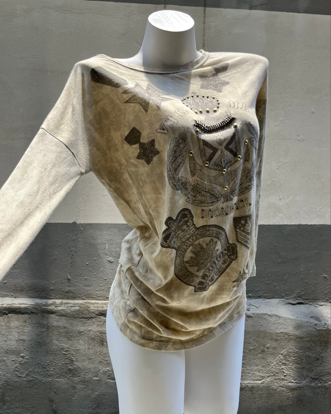 00's Grunge Studded Long Sleeve 상품이미지3