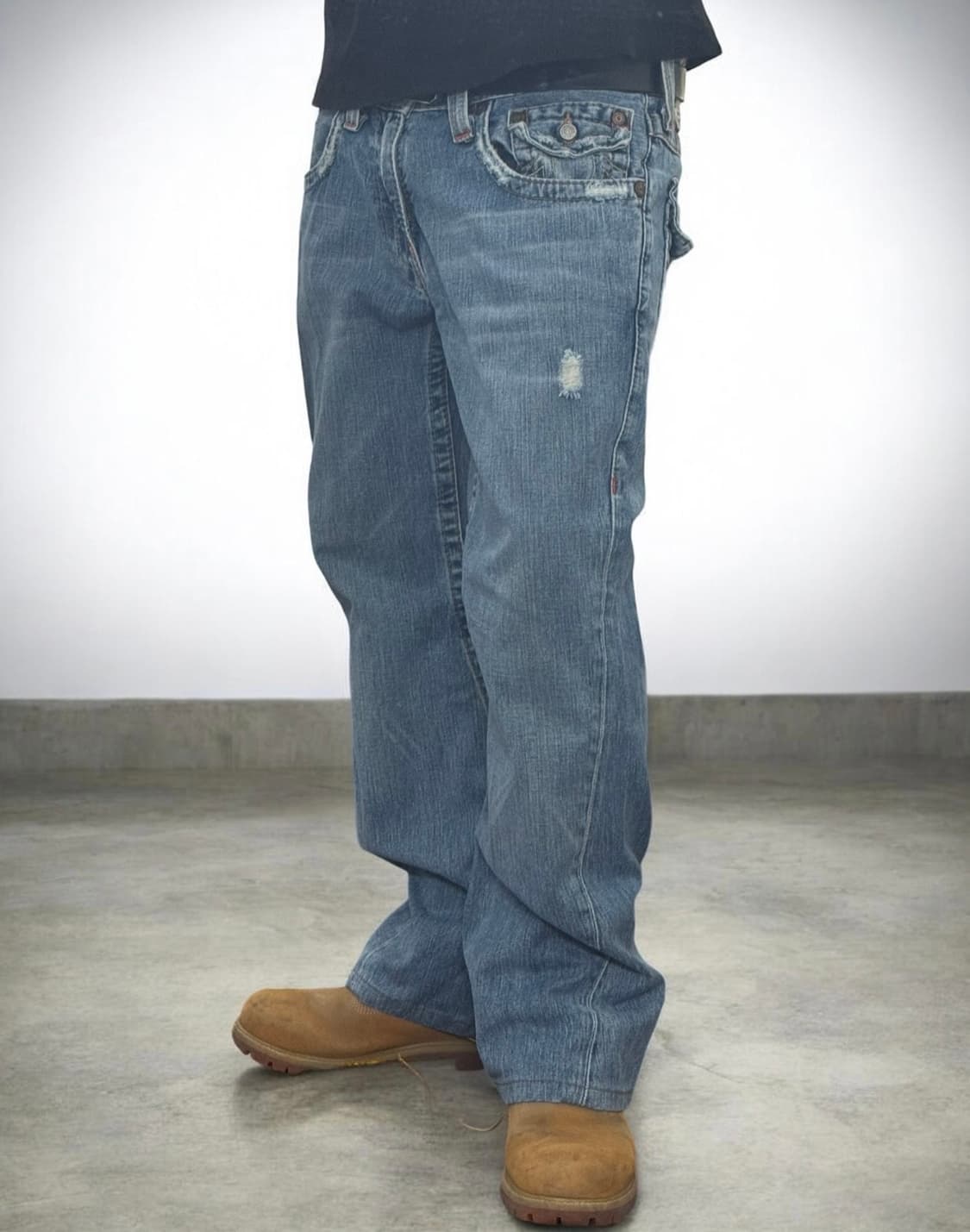 트루릴리전 플레어 조이 부츠컷 데미지워싱 연청 데님팬츠 상품이미지2