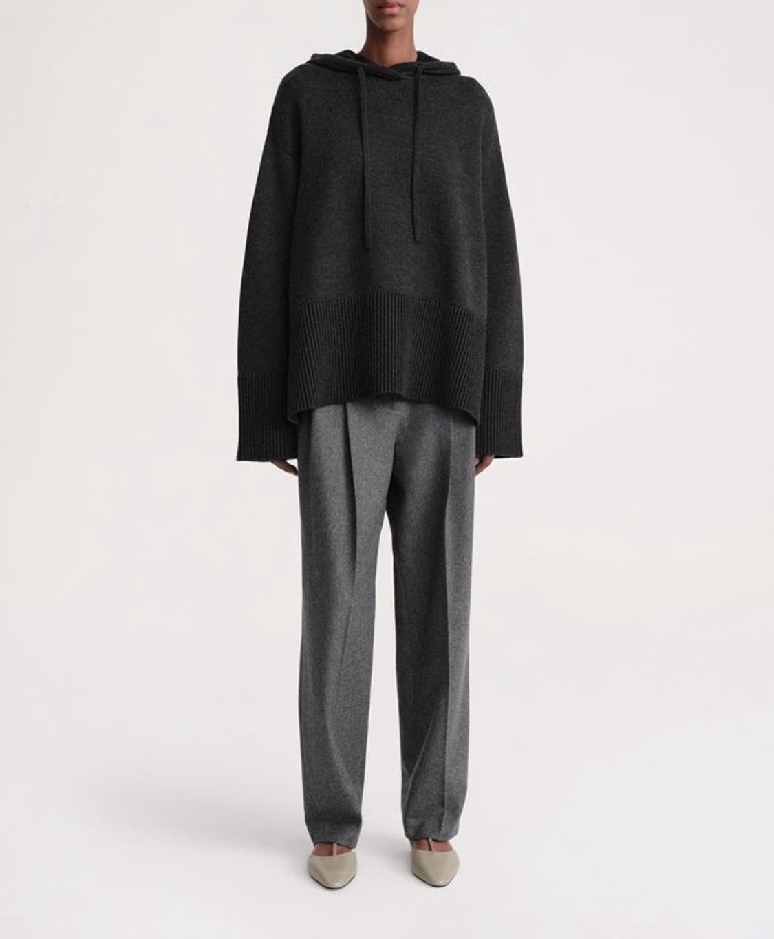 (정품/새상품) 토템 여성 차콜 시그니처 후드 니트 상품이미지4