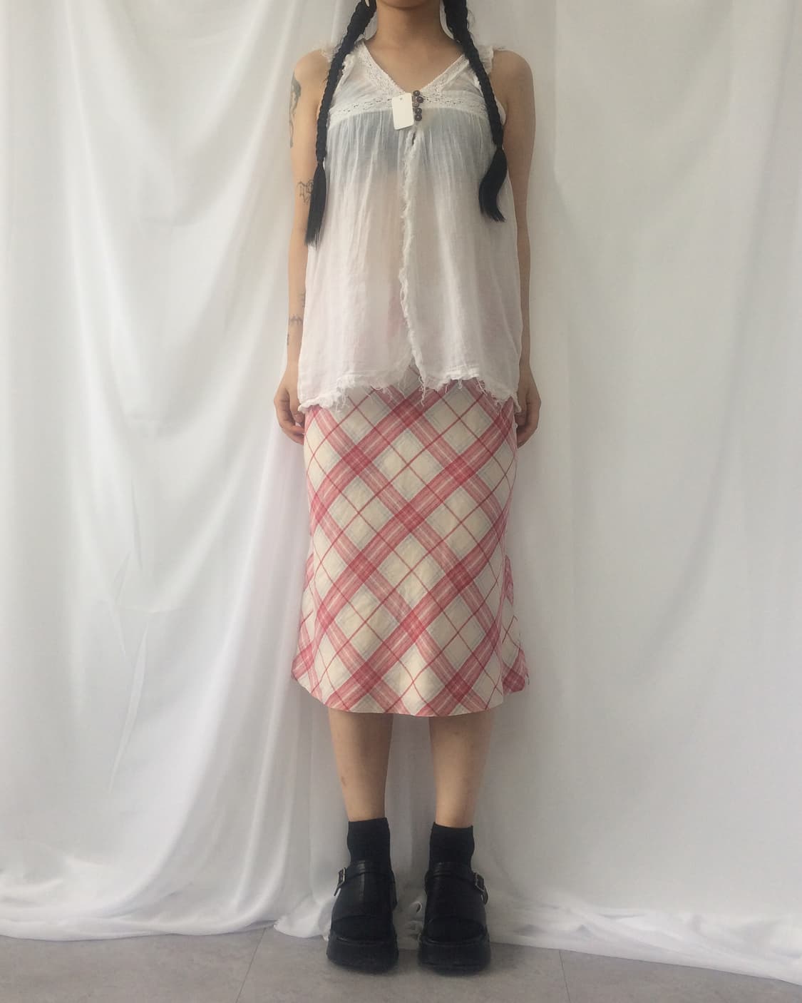 Button point sleeveless 상품이미지1