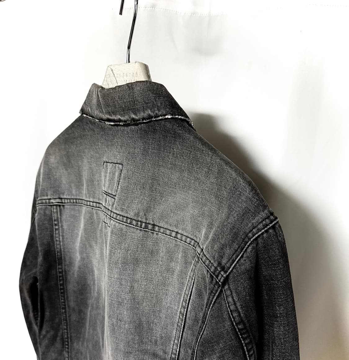 헬무트랭 90s Fade Washed Denim 트러커 자켓 상품이미지7