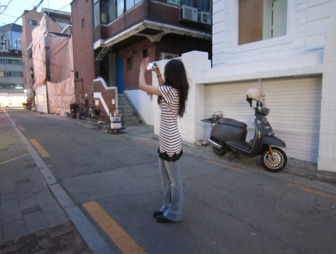 빈티지 반팔 롱 티셔츠 스트라이프 패턴 밑단 레이스 트리밍 슬림핏 화이트 상품이미지2