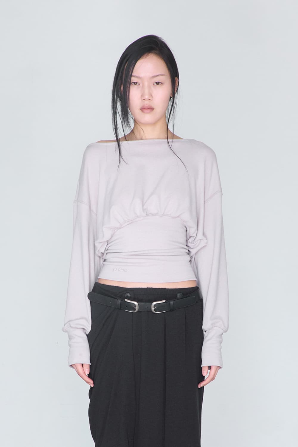 세릭 Cerric Draped back top beige 상품이미지1