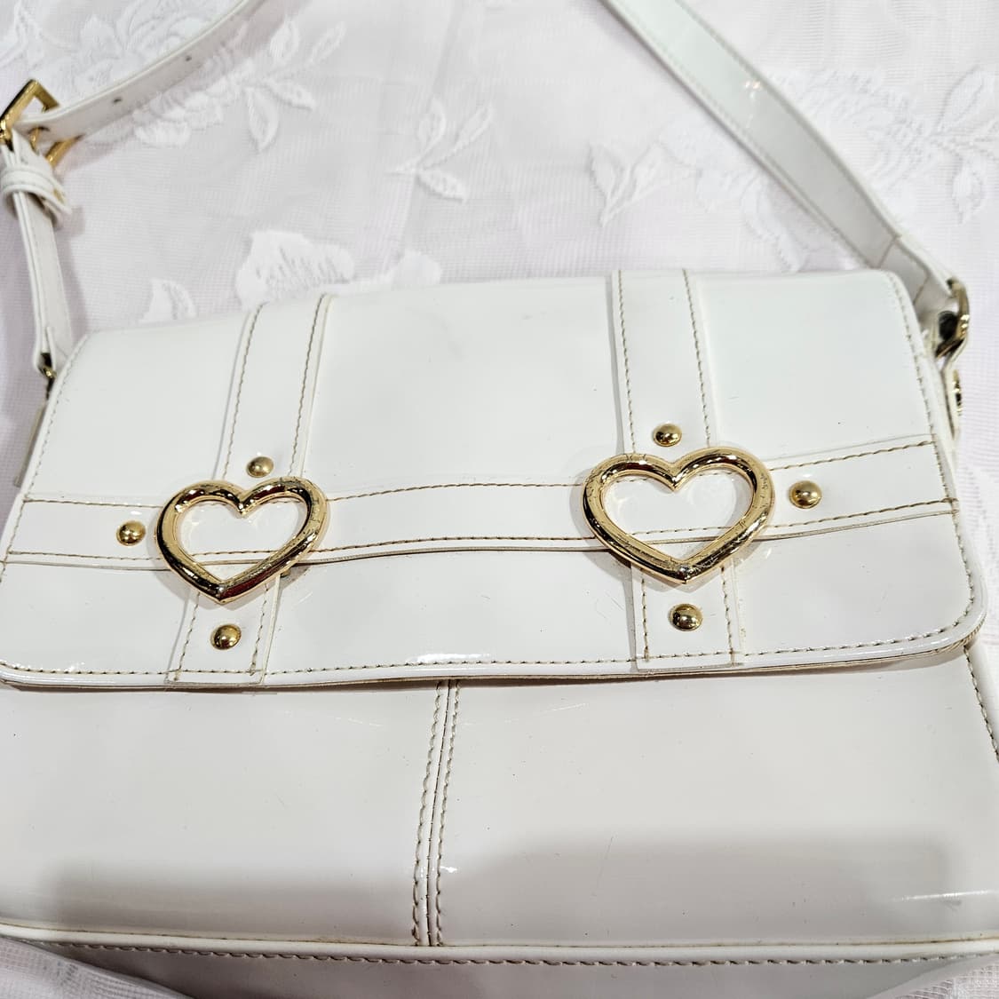 하트 버클 화이트 숄더백 상품이미지3