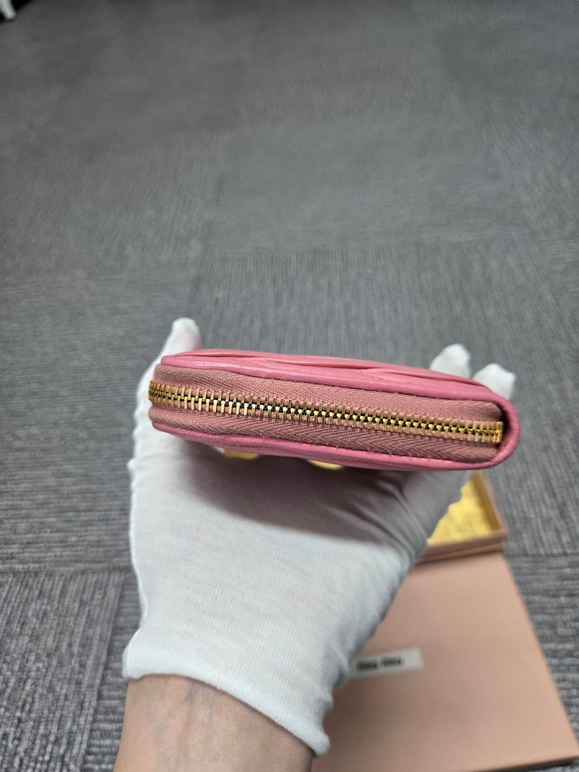 [특가][정품] 미우미우 마테라쎄 장지갑 상품이미지3