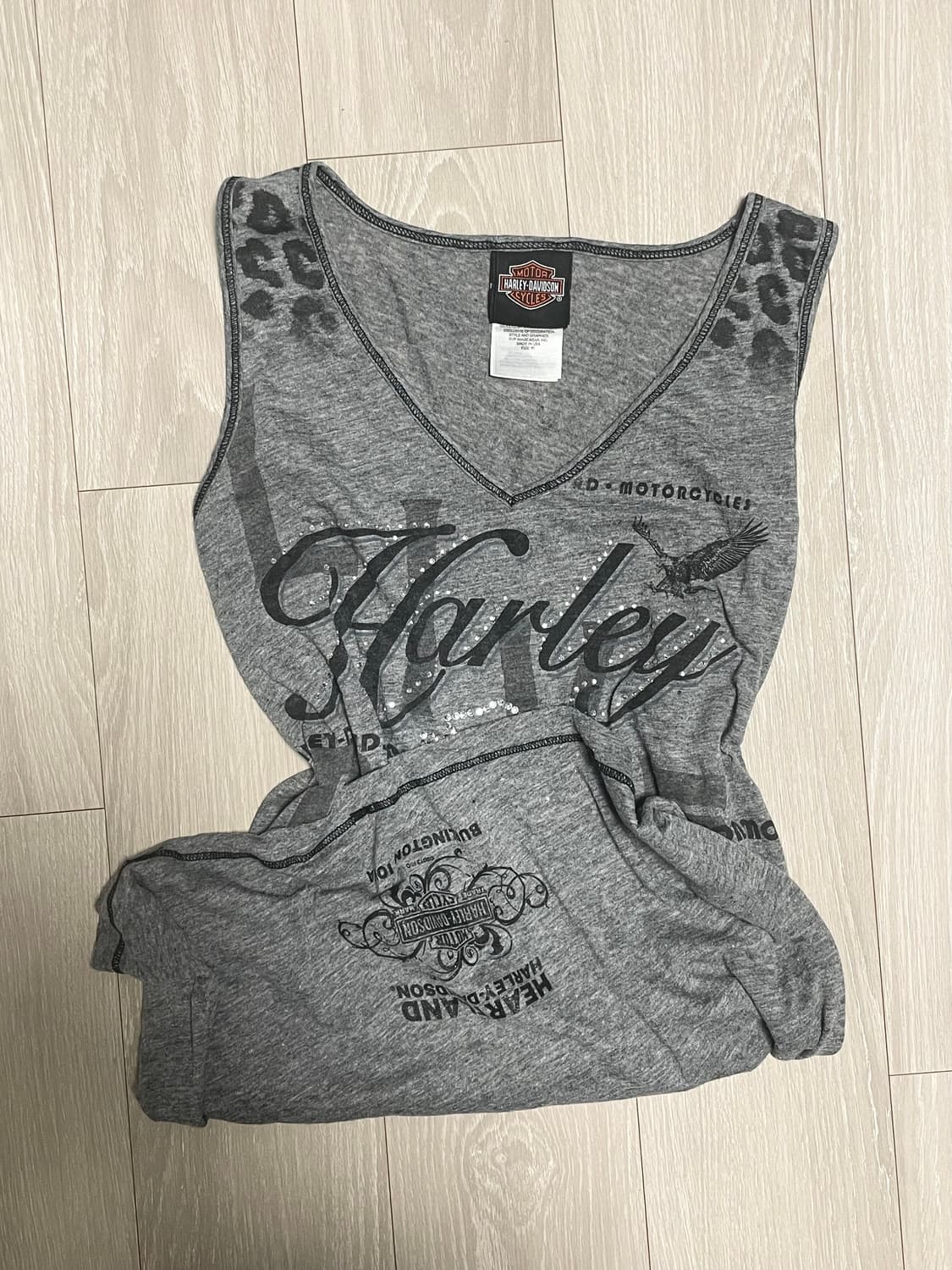 할리데이비슨 그레이 큐빅 레터링 나시 슬리브리스 민소매 펑크 y2k  상품이미지1