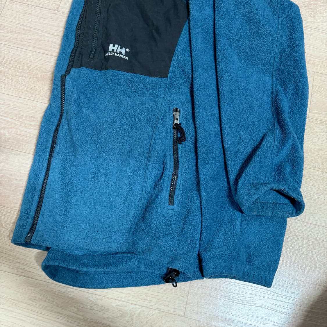 헬리한센 블루 배색 플리스 상품이미지3