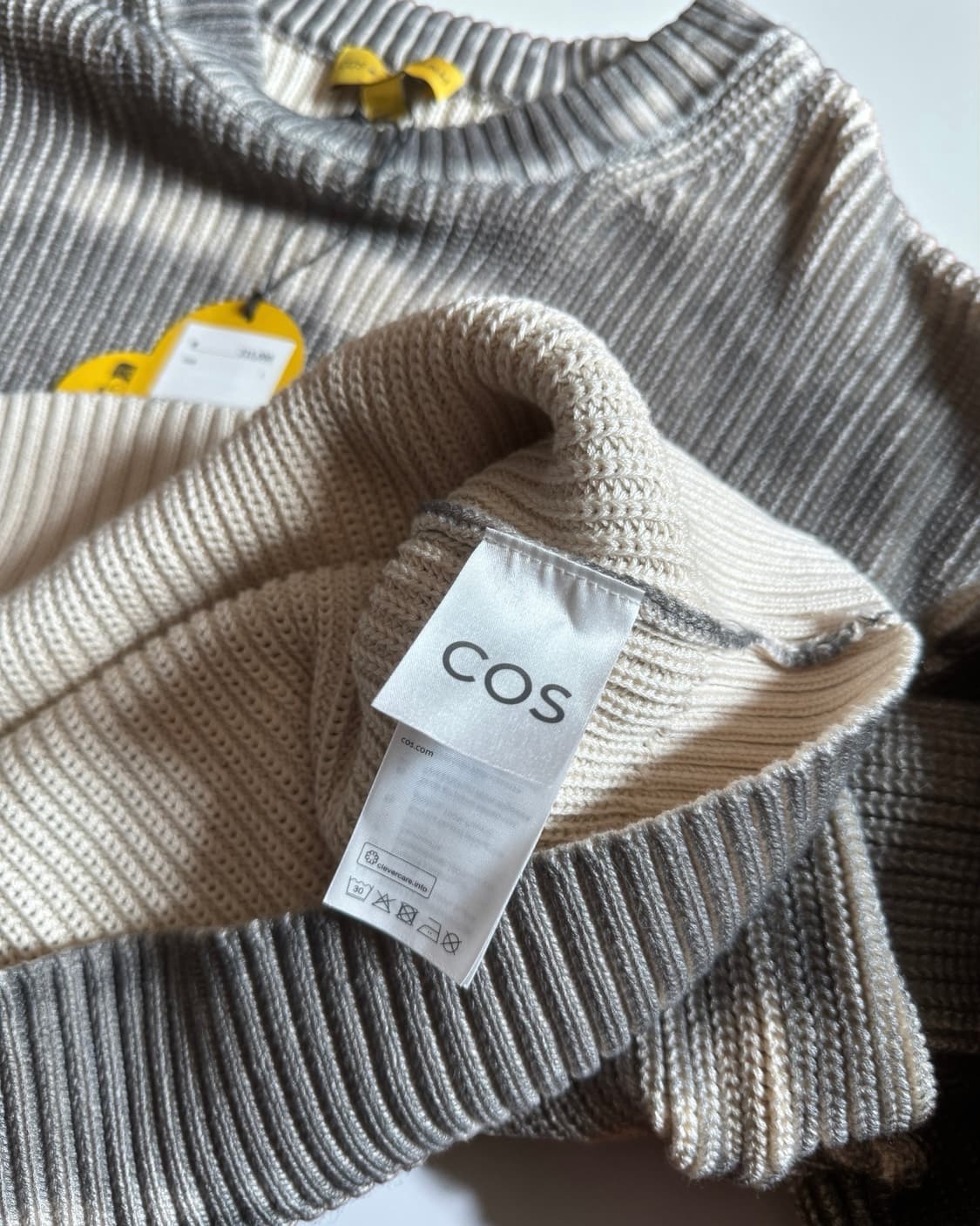 새제품 cos x 리스 예보아 콜라보 타이다이 니트 상품이미지3