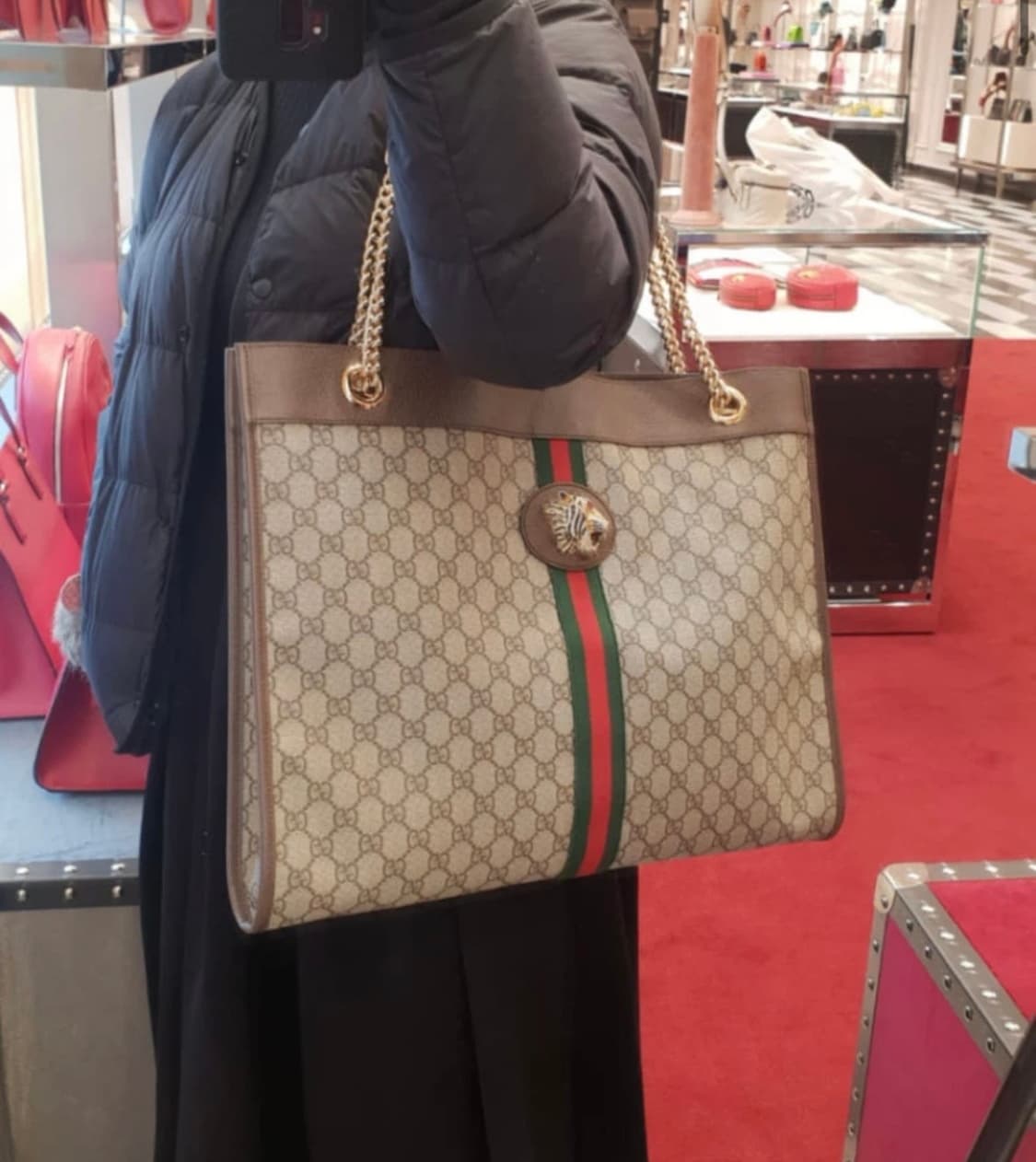 구찌 타이거헤드 숄더백 상품이미지1