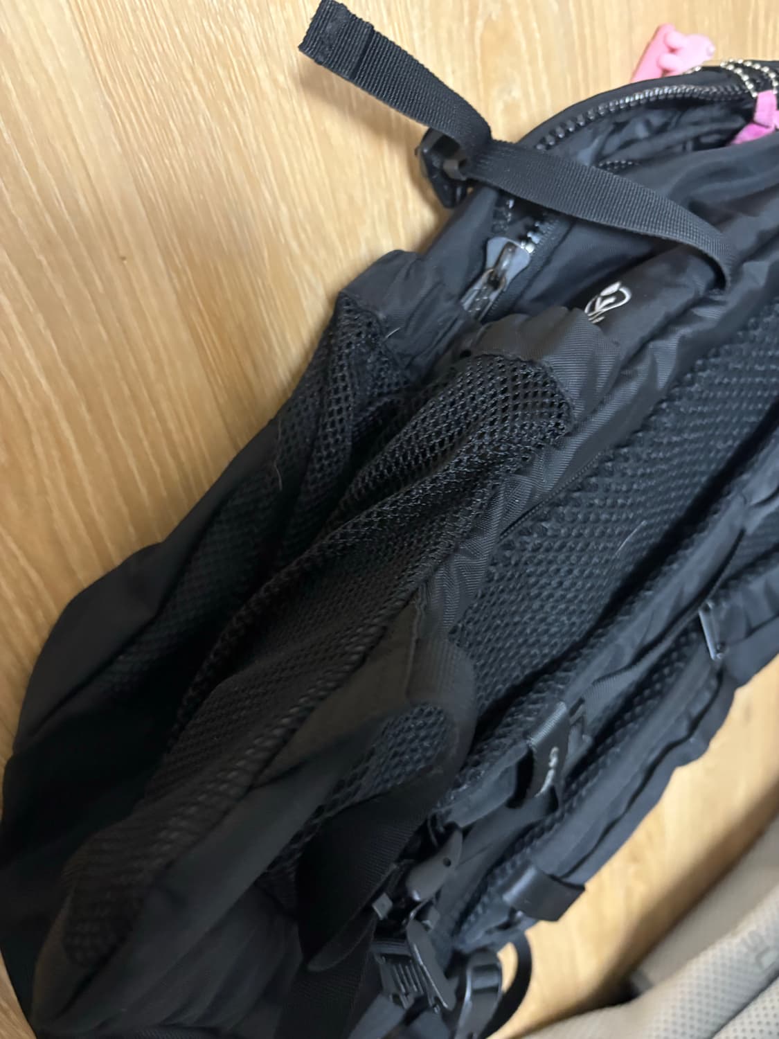 아이더 코듀라 에코 시그니처 백팩 블랙 상품이미지4