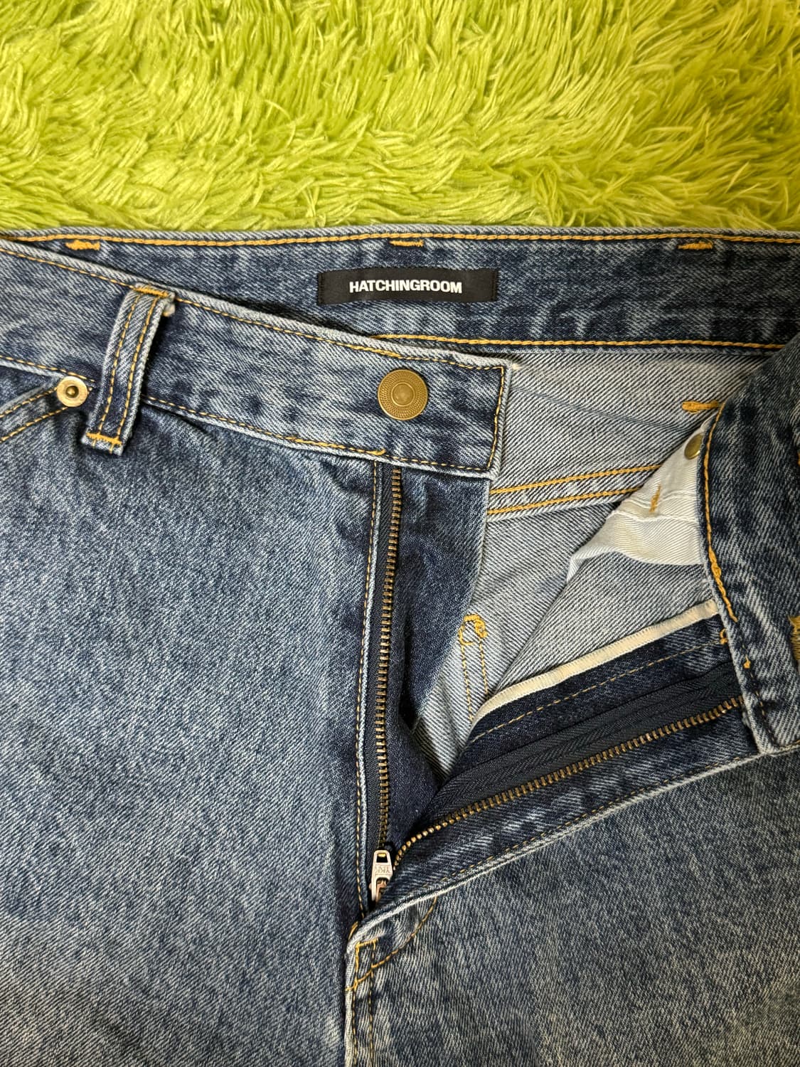 해칭룸 와이드 커브 진 Washed Blue 상품이미지3