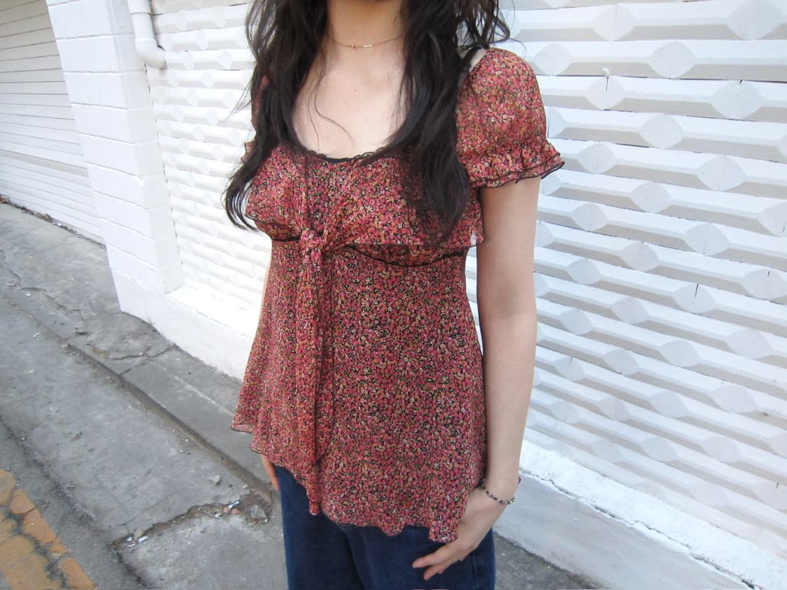 빈티지 블라우스 퍼프 슬리브 플라워 패턴 리본 타이 스트랩 디테일 오렌지 상품이미지2