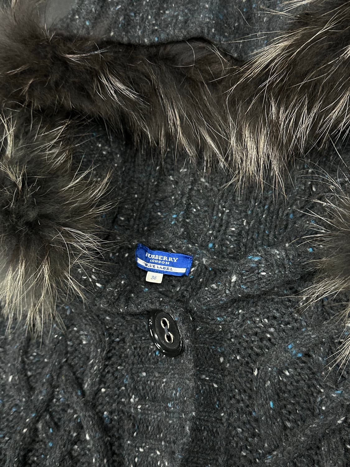 버버리 퍼 후드 니트 가디건 상품이미지5