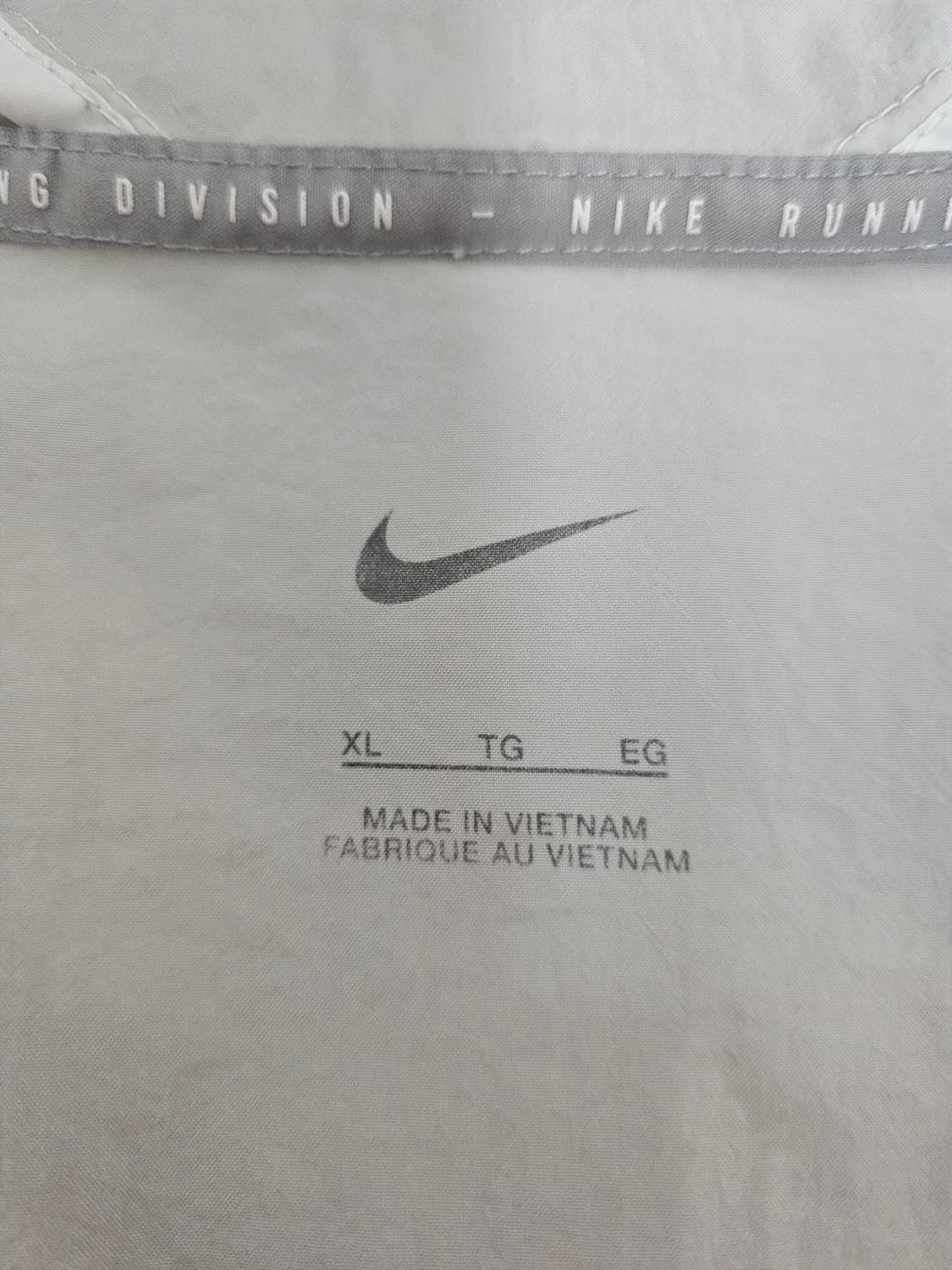 나이키 런닝 디비전 바람막이 자켓 XL 상품이미지3