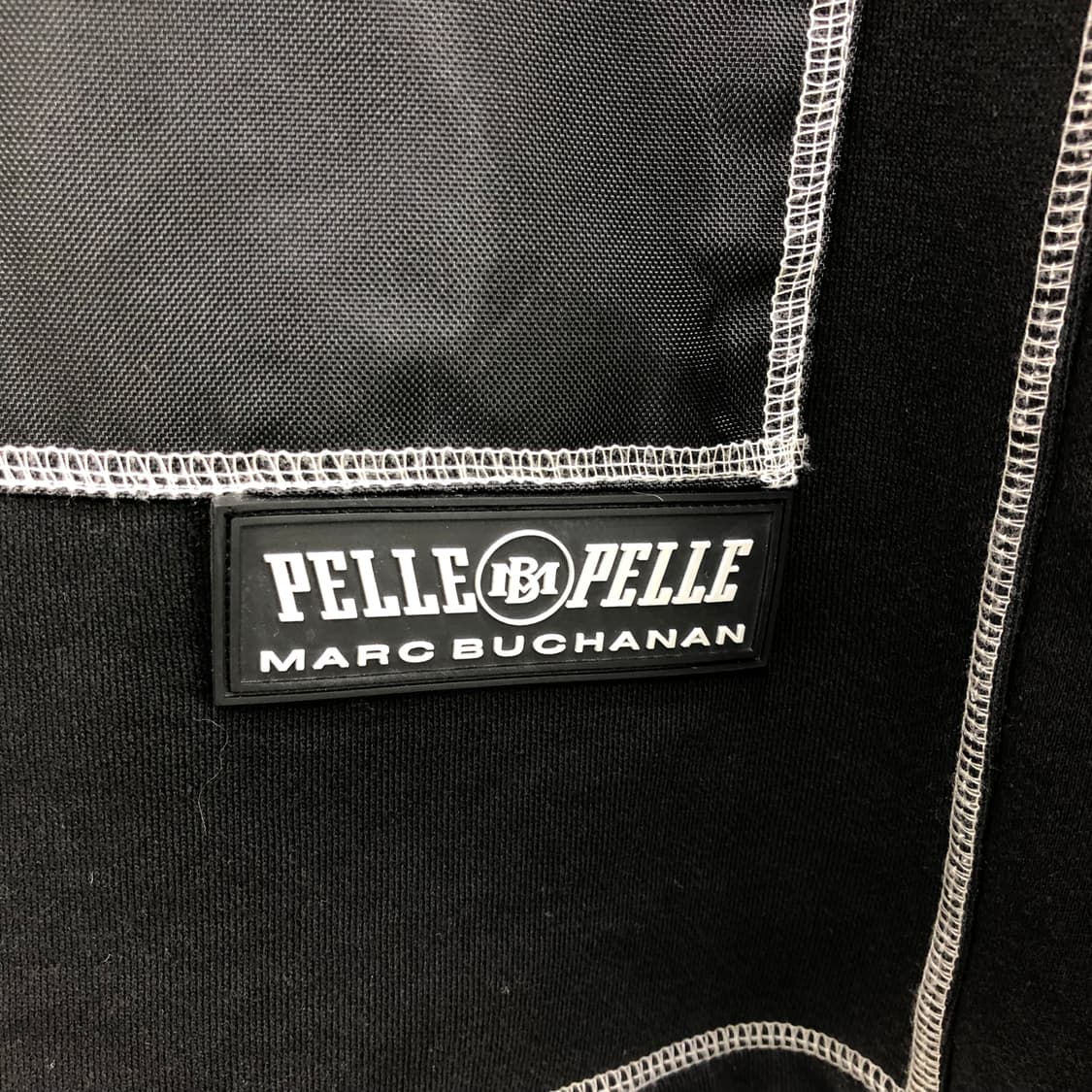 펠레펠레 블랙 스티치 빅포켓 후드티 상품이미지7