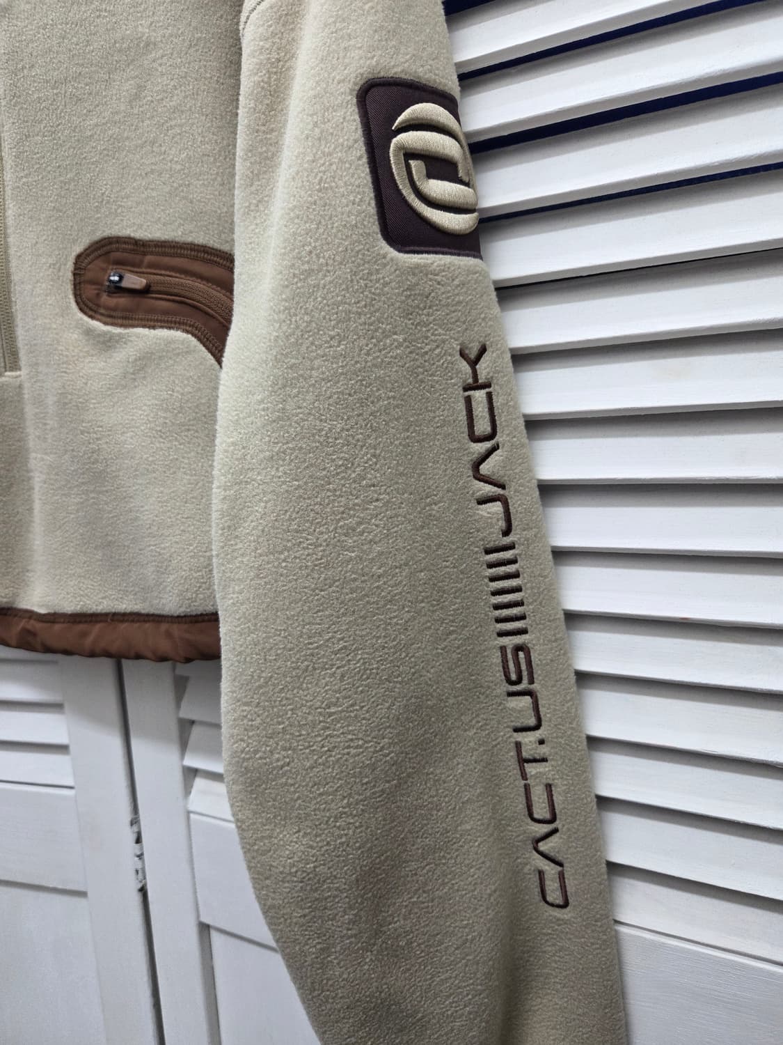 나이키 트래비스스캇 풀오버 크루 스웻셔츠 상품이미지2