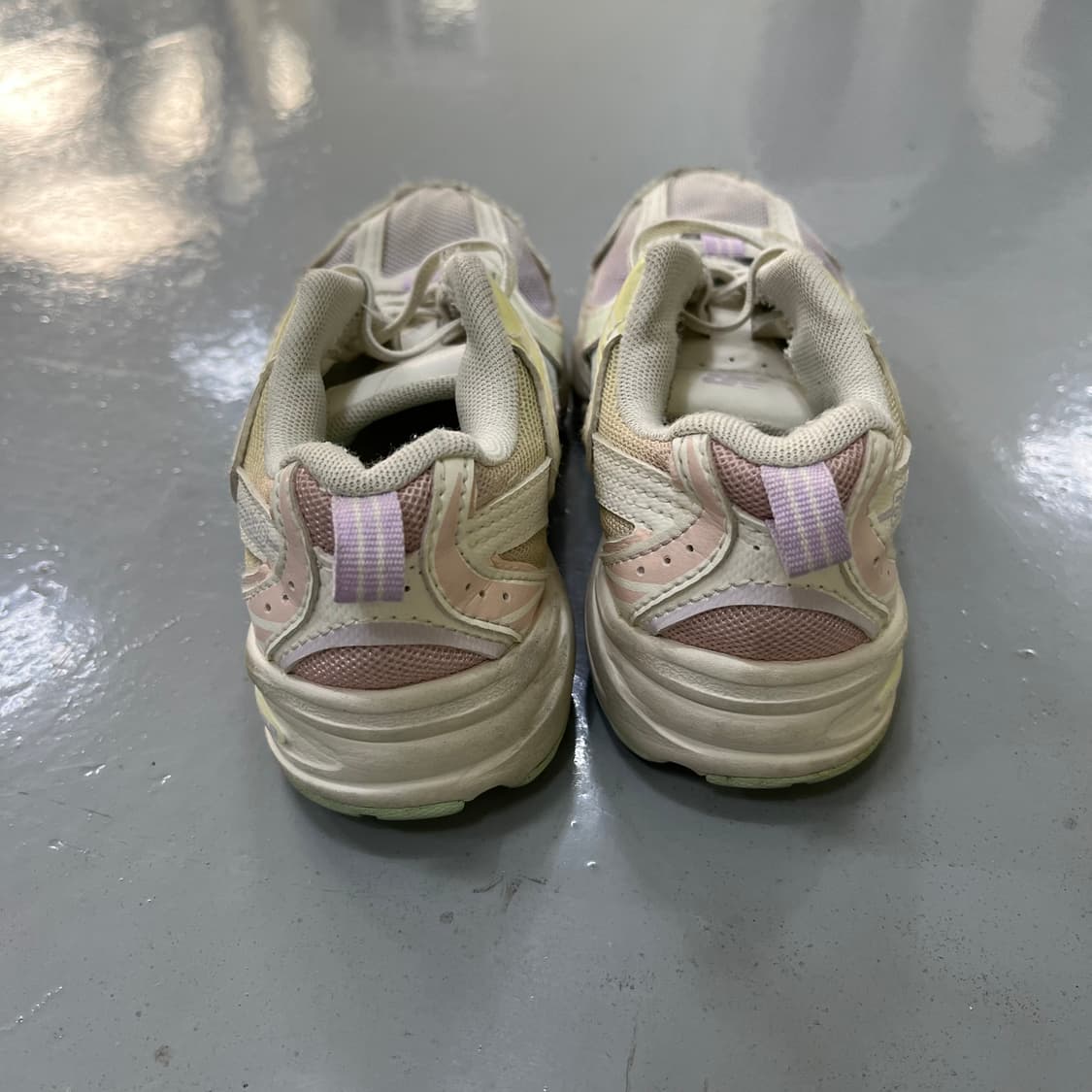 170 뉴발란스 키즈 530 운동화 0409M 상품이미지3