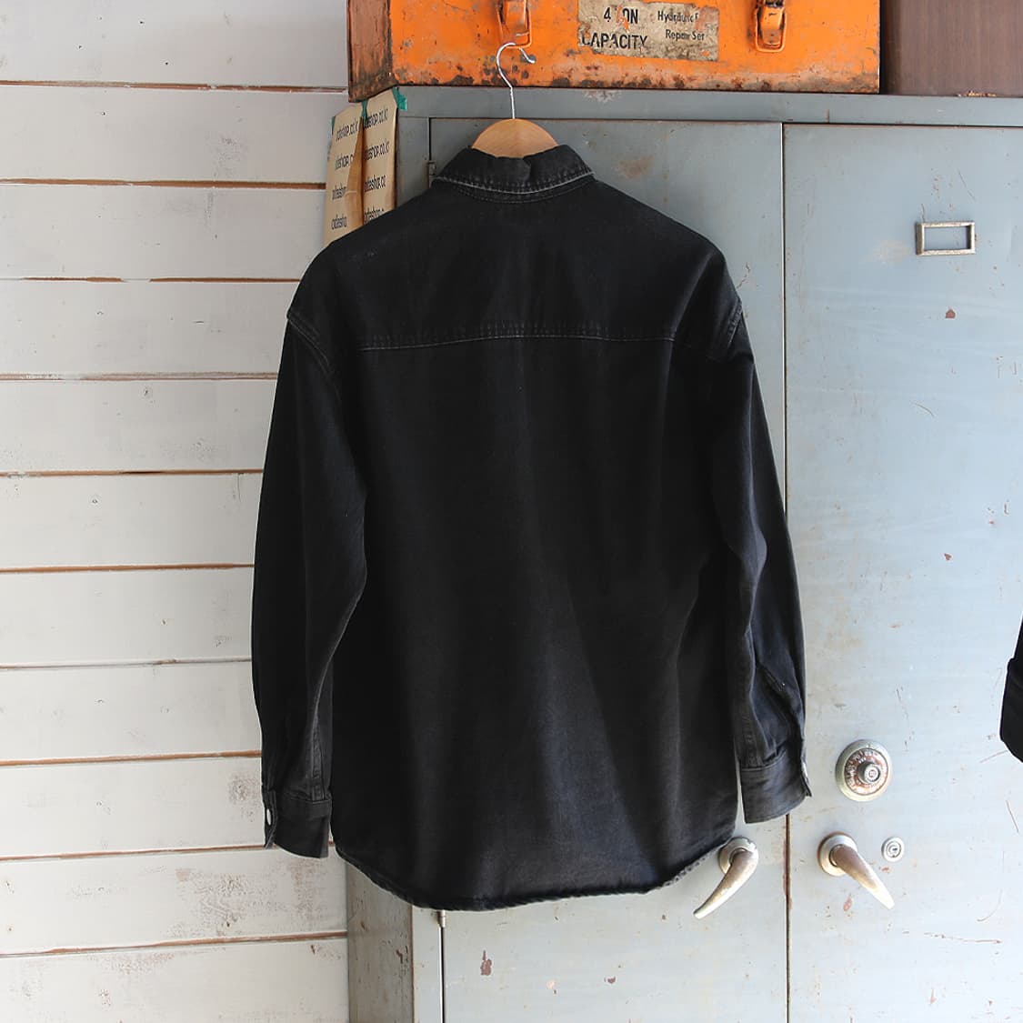 (착용컷) GU 데님 셔츠 (남성용 98-100) 상품이미지2