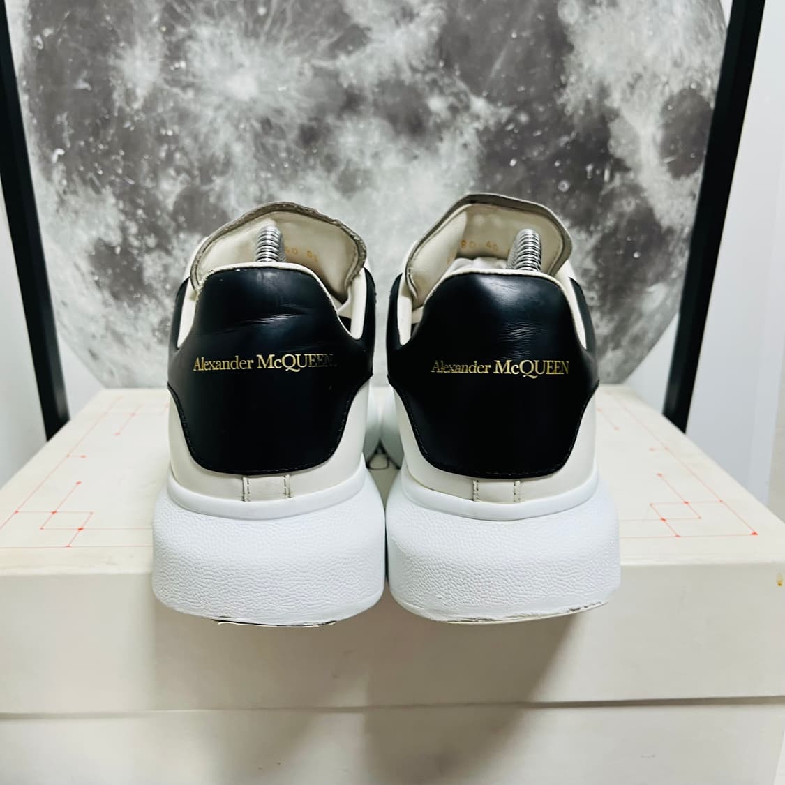 정품 40) 알렉산더 맥퀸 오버솔 스니커즈 255~260 상품이미지4