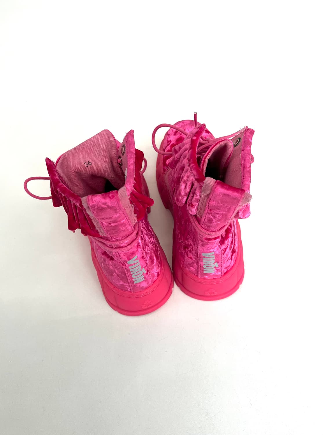 콜리나 스트라다 2023SS 컬렉션 벨루어 컴뱃 부츠 상품이미지8