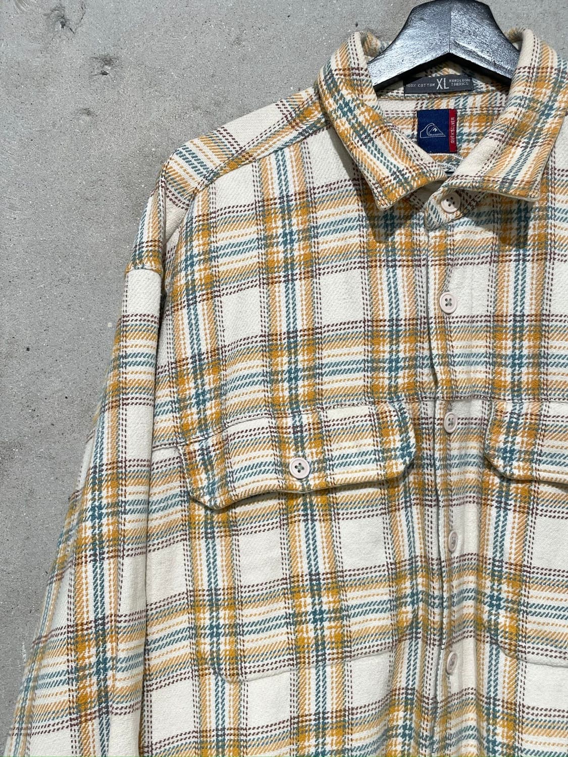 퀵실버 아이보리 체크 트윈 포켓 플란넬 셔츠 상품이미지2