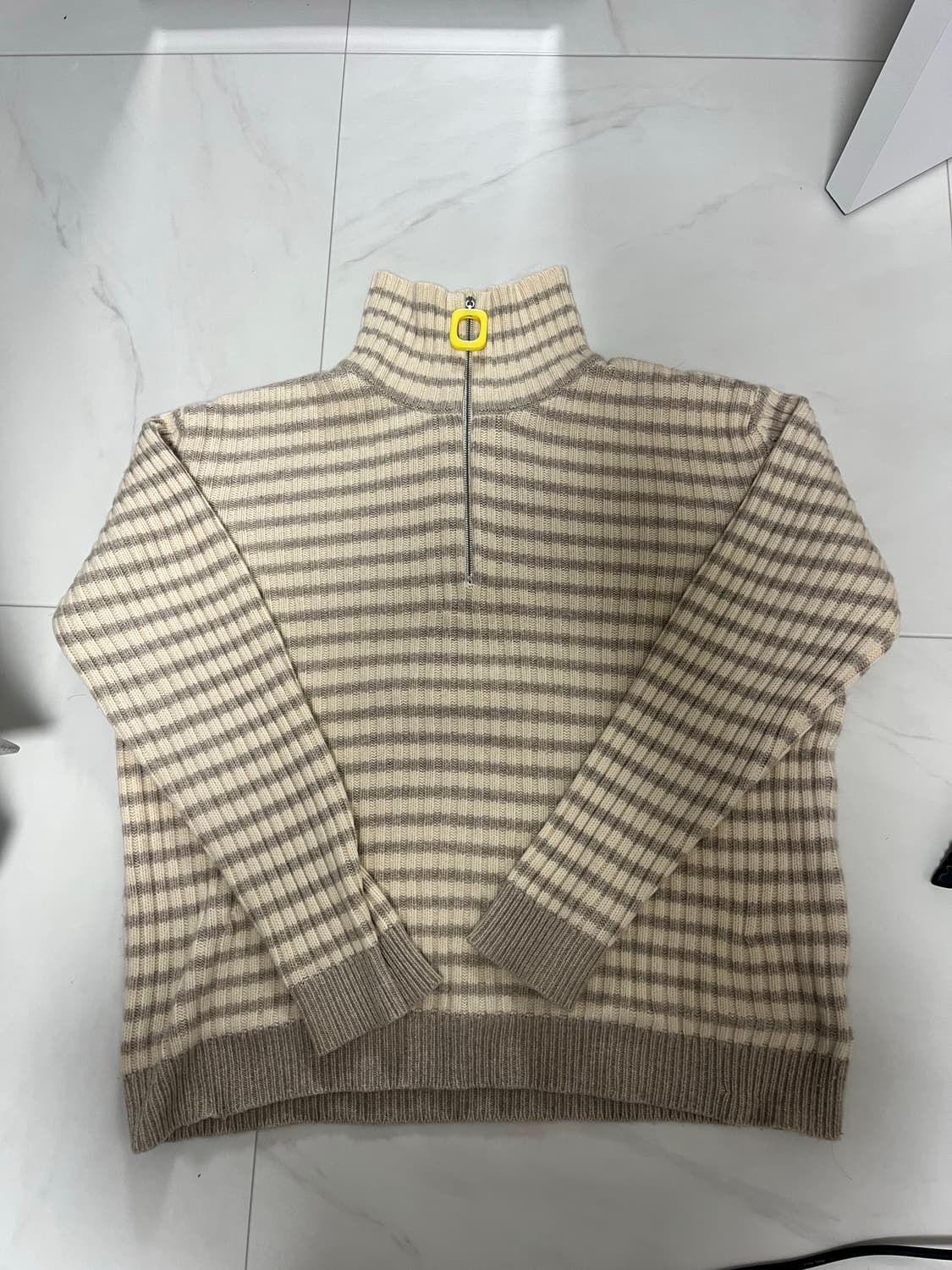 JW Anderson half zip up knit (jw앤더슨 하프짚업 상품이미지1