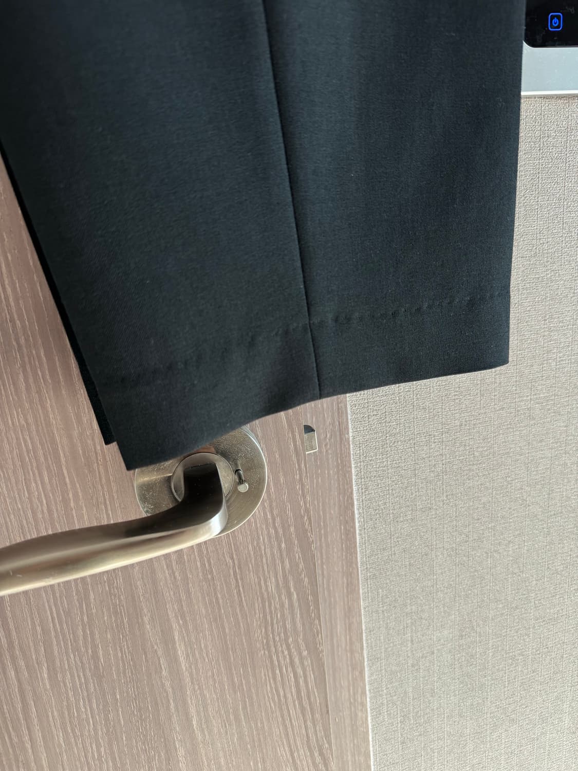 [Uniqlo] 유니클로 U 테이퍼드 핏 슬랙스_블랙 (XL) 상품이미지8