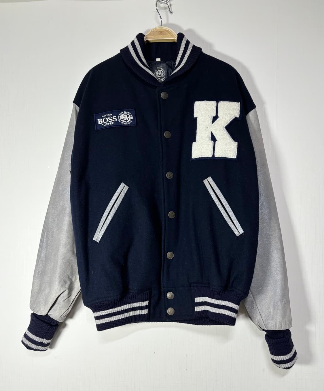 산토리 보스커피 빈티지 레더 바시티 자켓 상품이미지2