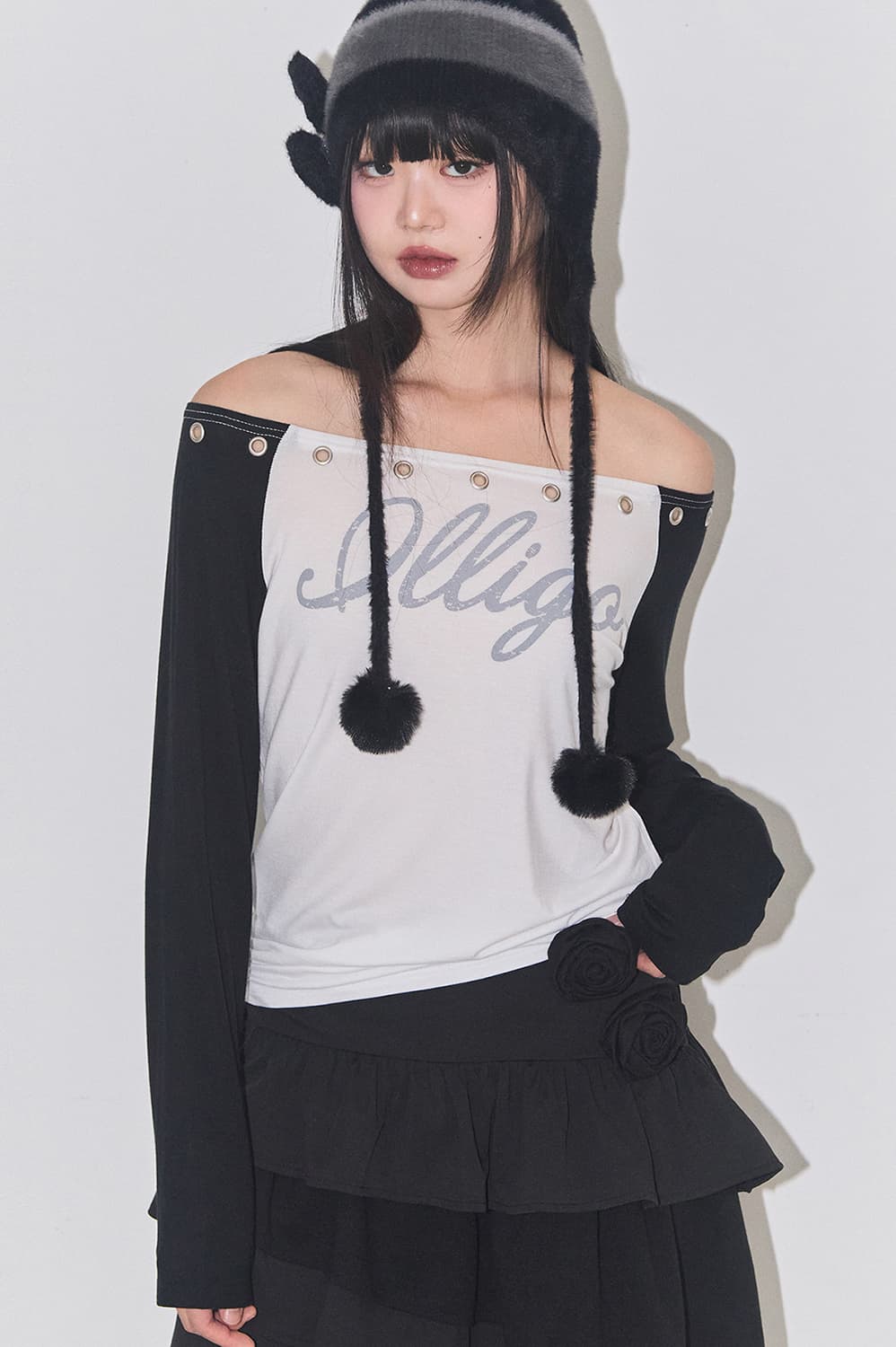 래글런 오프숄더 롱슬리브 블랙 상품이미지5