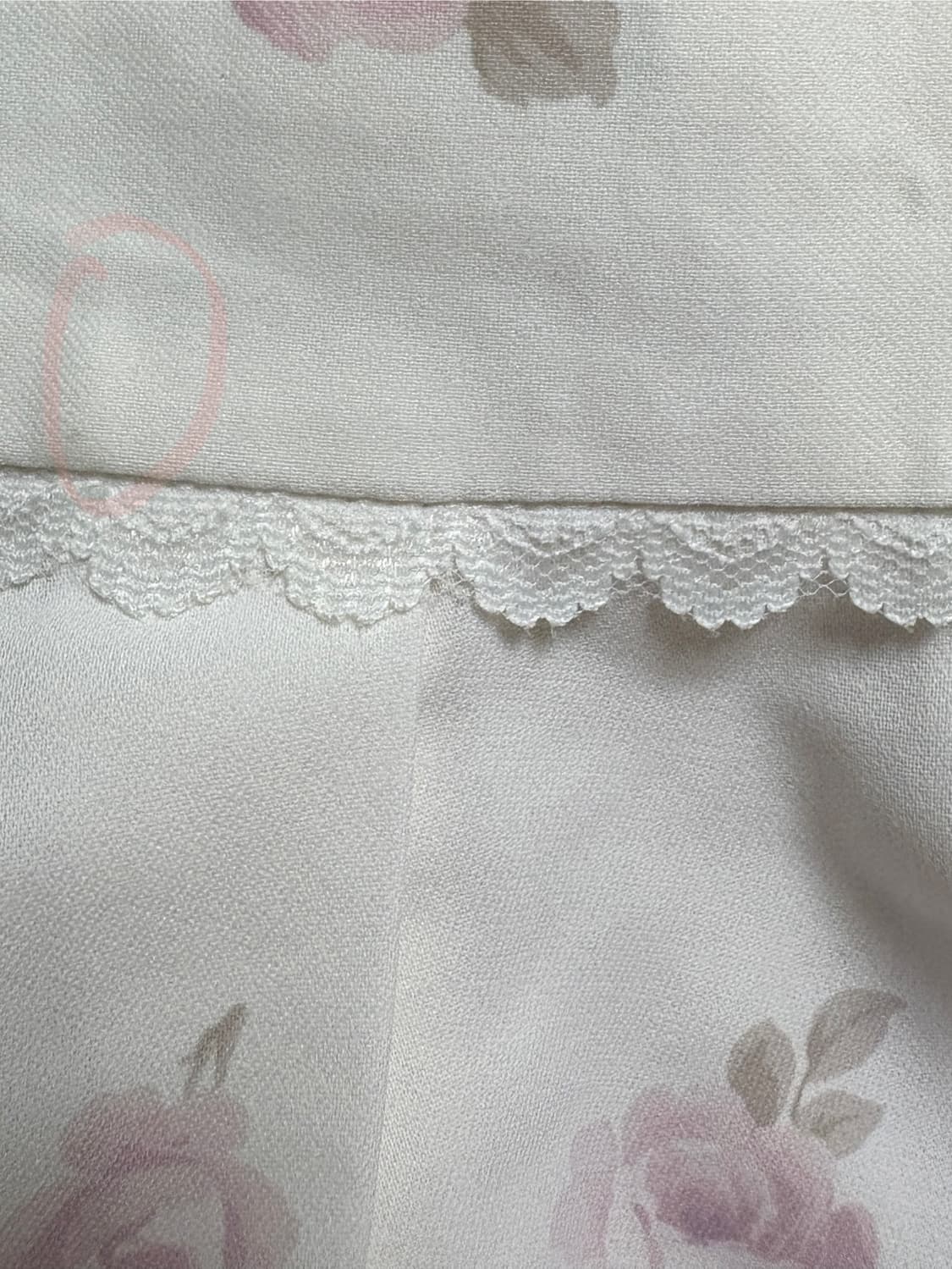 정가 7~8만원 / 로디스포토 플로럴 화이트 스커트 상품이미지4