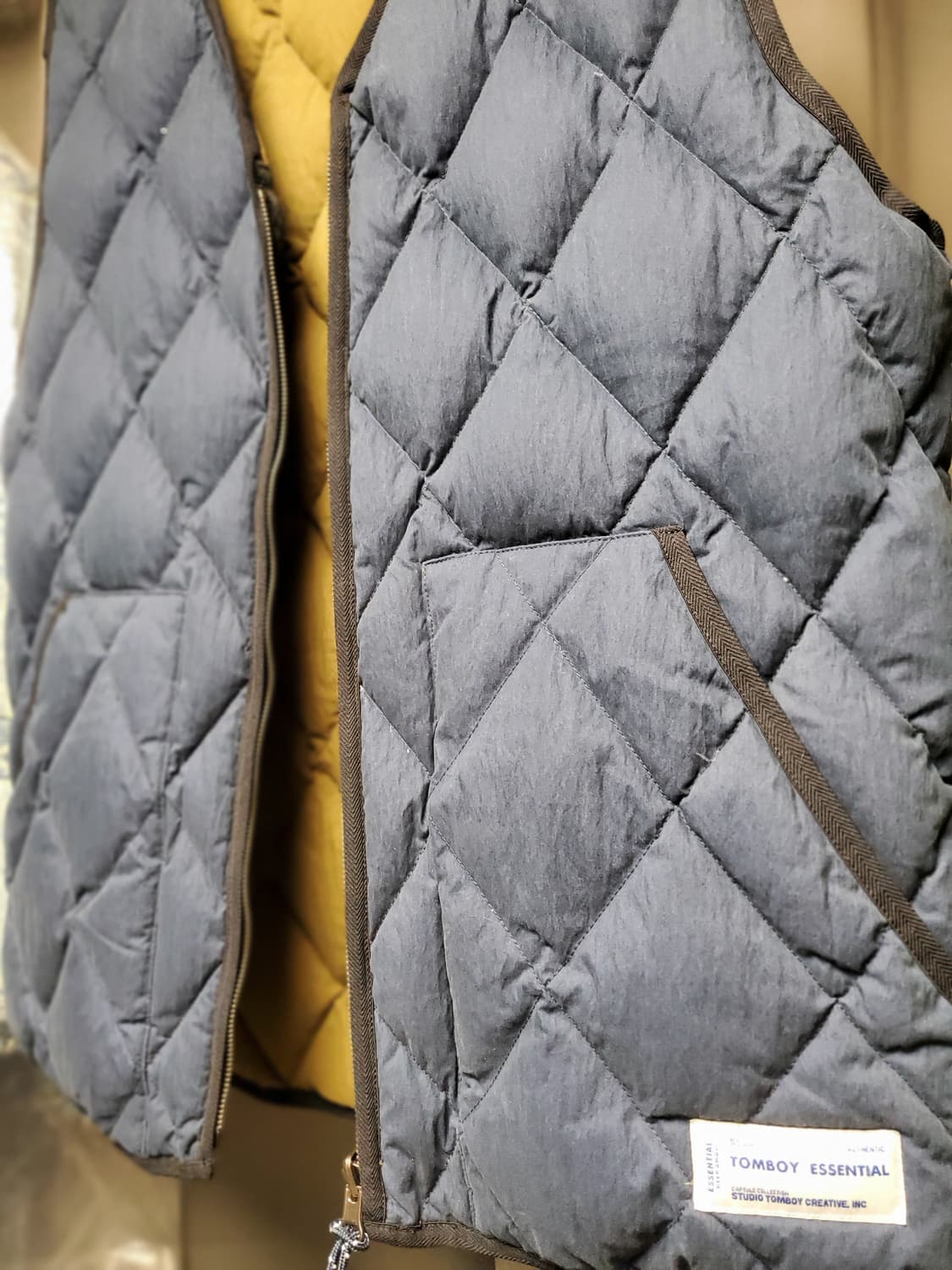 공용 스튜디오 톰보이 덕다운양면 패딩조끼 상품이미지5