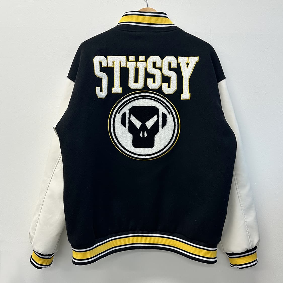 스투시 메탈헤즈 30주년 뮤직 바시티 자켓 남성 2XL 상품이미지4
