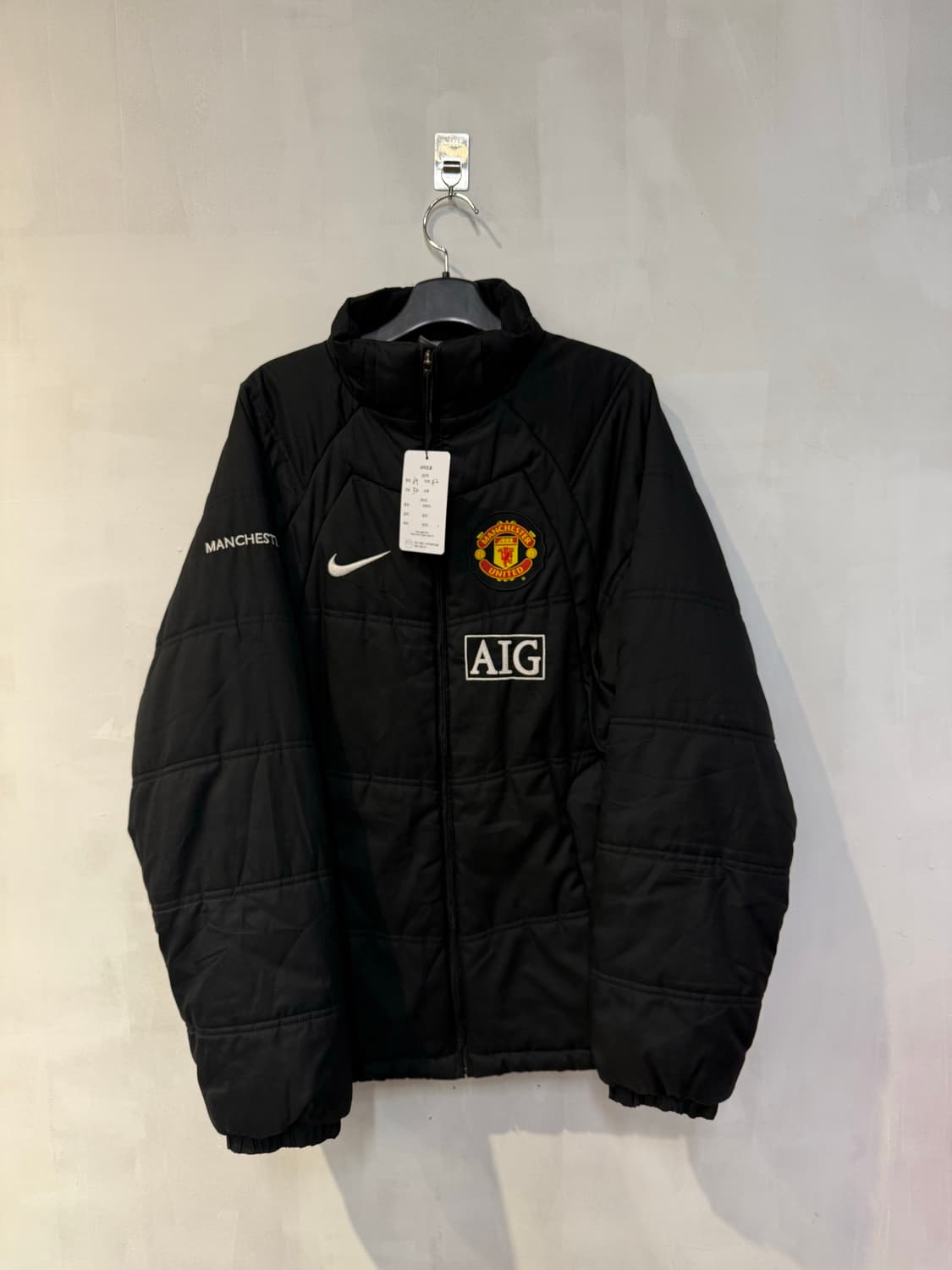 나이키 맨유 블랙 패딩 상품이미지1