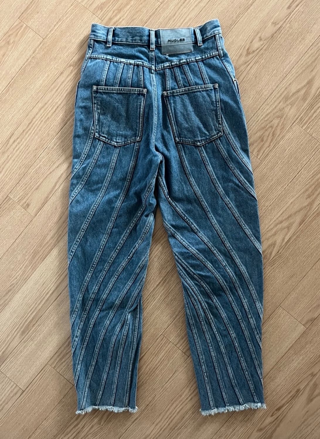뮈글러 스파이럴 데님팬츠 38 상품이미지3