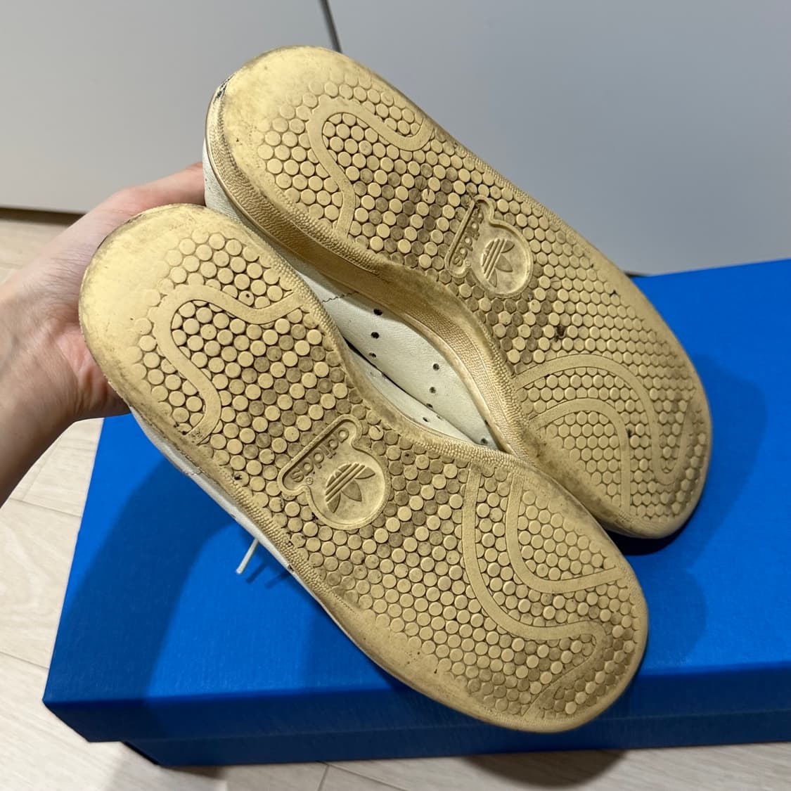 아디다스 발렌시아가 스탠스미스 원아웃 37 상품이미지4