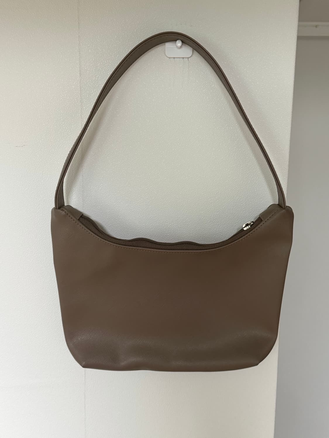 Emis New leather hobo bag 상품이미지2