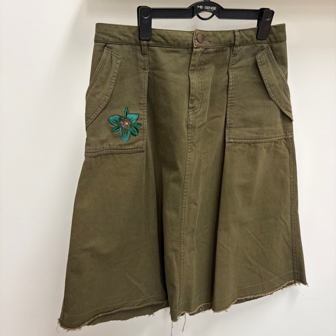 자라 카키색 자수 플라워 스커트 66 상품이미지1