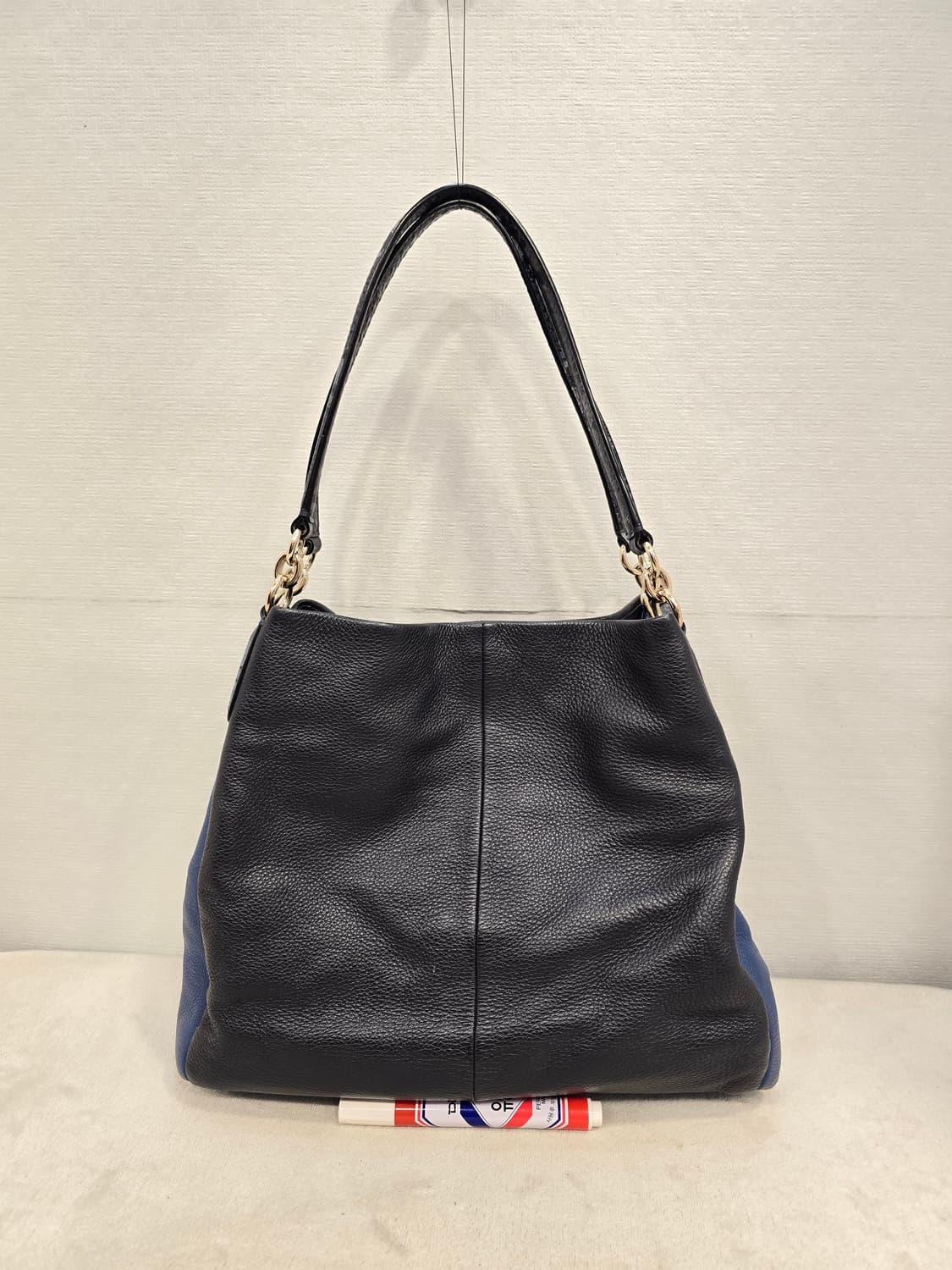 코치 블랙&블루 투톤 가죽 숄더백 가방 상품이미지2