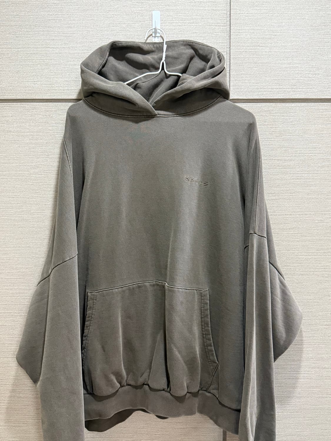 그레일즈 후드티 4만원 상품이미지1