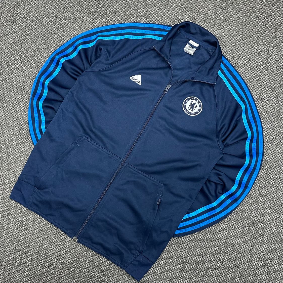 아디다스 첼시 그라데이션 올드스쿨 빈티지 져지 100 상품이미지3