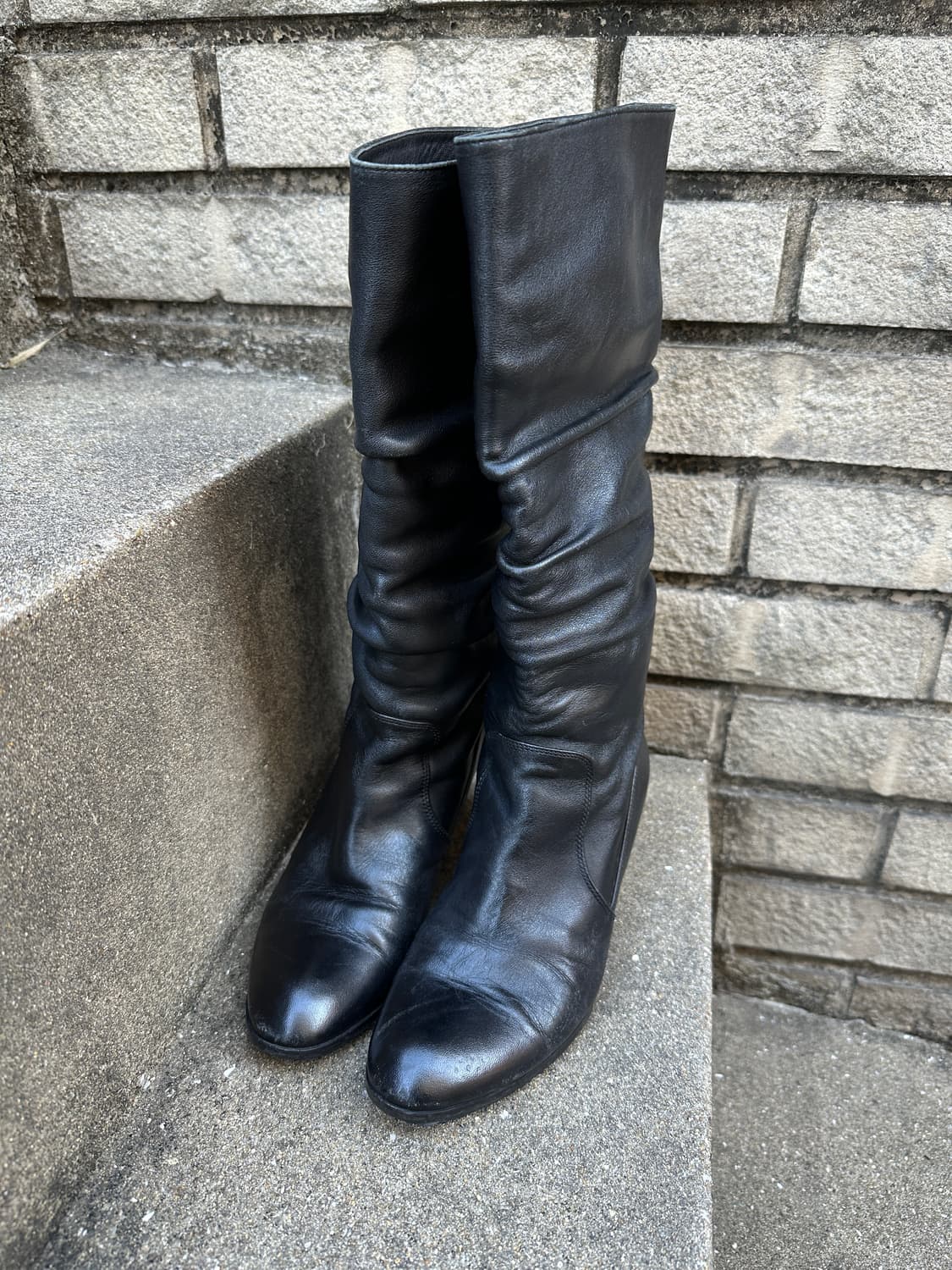 Black shirring mid heel leather boots 상품이미지4