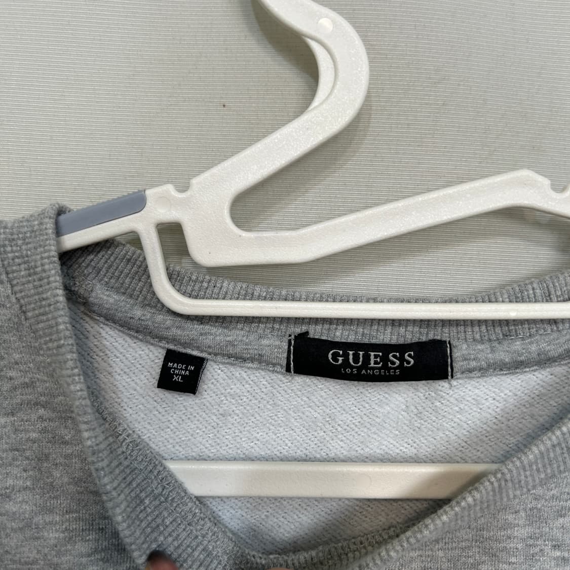 게스 2022 남성 기모 맨투맨 105 상품이미지2