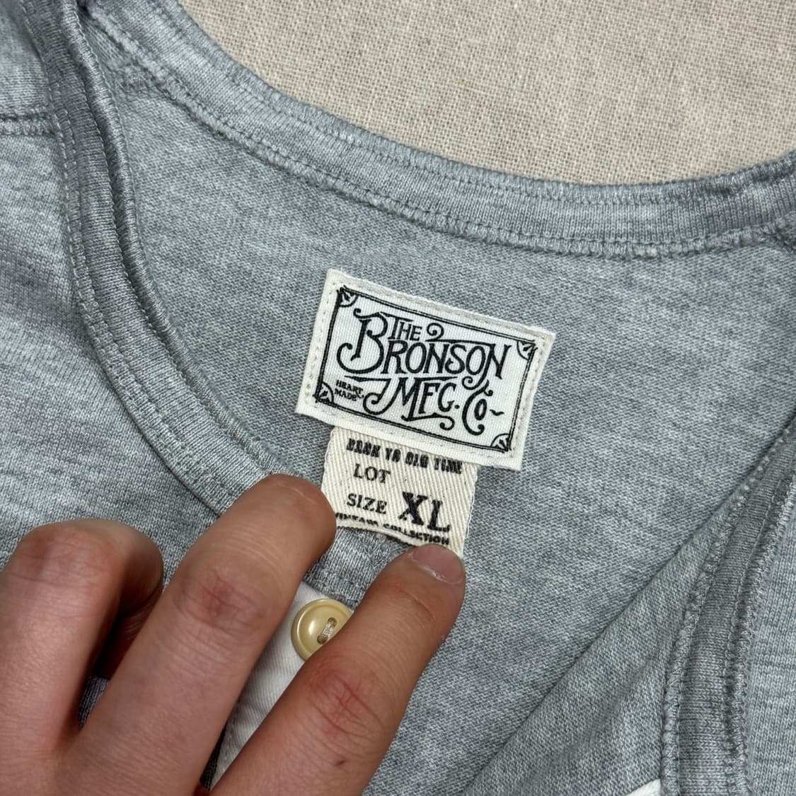 브론슨 배색 헨리넥 롱슬리브 XL 상품이미지4