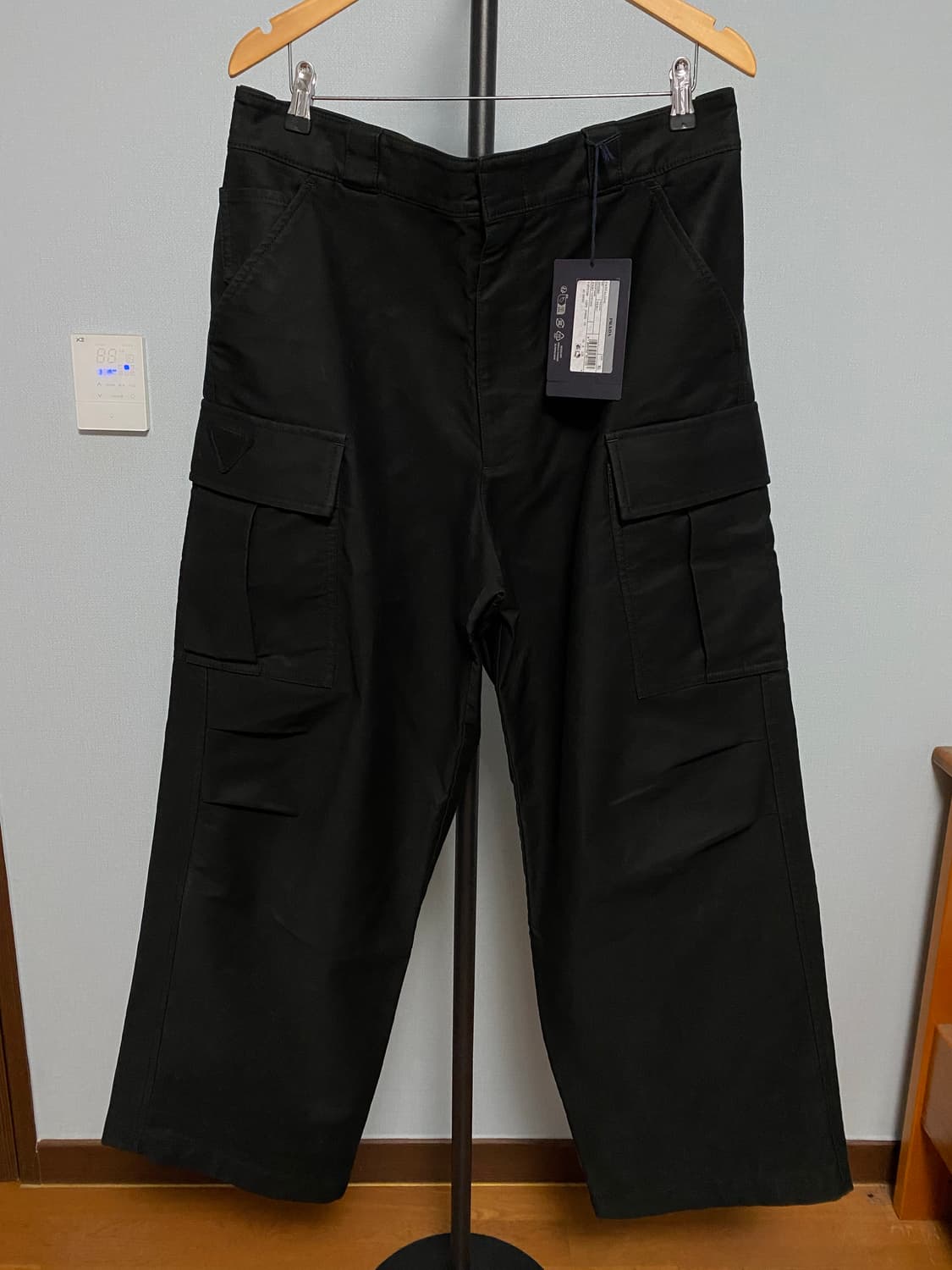 [XL] 프라다 코튼 카고 팬츠 상품이미지1