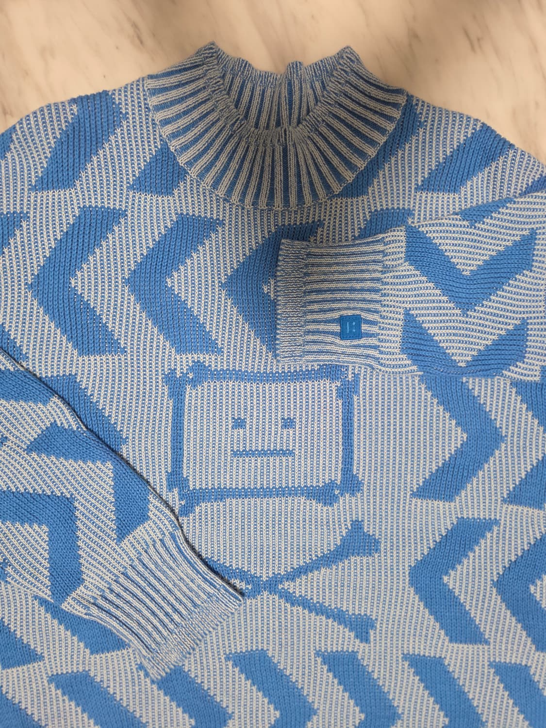 공용 페이스 로고 니트 상품이미지3