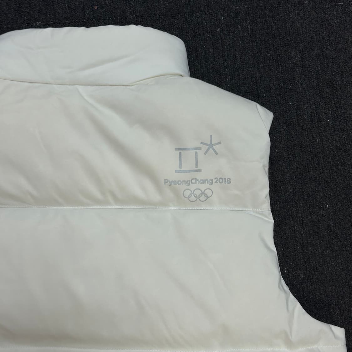 노스페이스 평창올림픽 구스다운 패딩조끼 화이트 베스트 95 상품이미지5