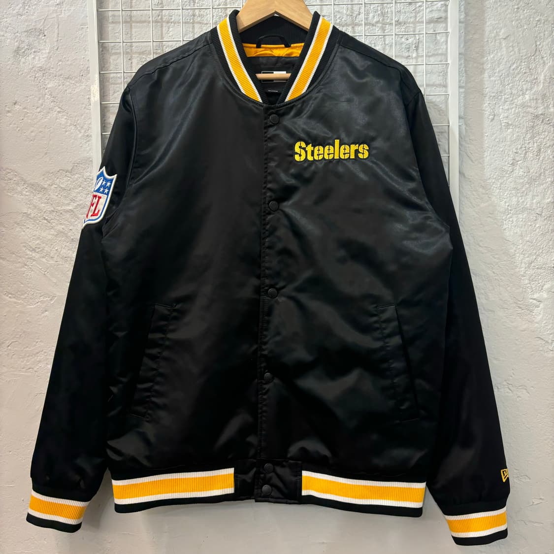 뉴에라 NFL 피츠버그 스틸러스 블랙 바시티 자켓 XL 상품이미지2