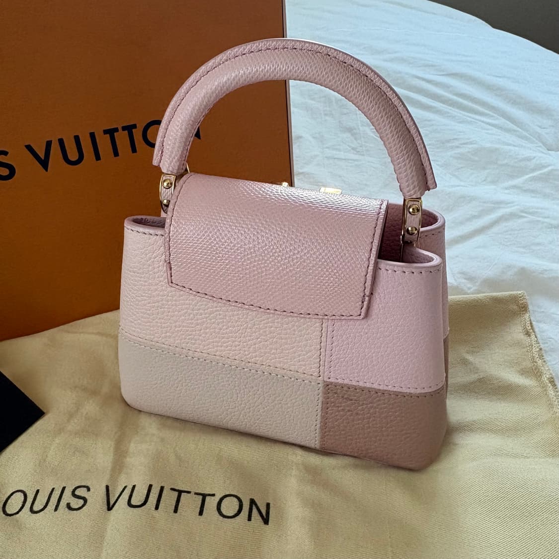 🌸루이비통 M59268 핑크 카퓌신 미니 토트백🌸 상품이미지4