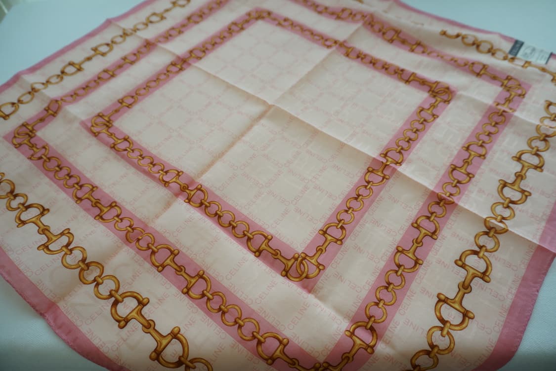 셀린느 로고패턴 라지사이즈 손수건-핑크 상품이미지4