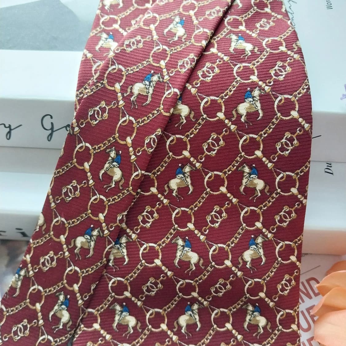 미쏘니 실크 버건디 승마 모티브 넥타이 10cm A+등급 K1275
 상품이미지3